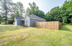 405 Vann Road, Smiths Station, AL 36877