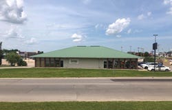 123 EVERGREEN Parkway, Lebanon, MO 65536