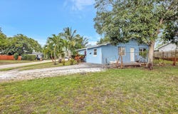 400 SW 14th Pl, Deerfield Beach, FL 33441