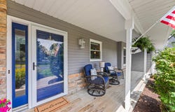 1722 Journeys Dr, Hartland, WI 53029