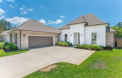 120 Lumen Loop, Freeport, FL 32439
