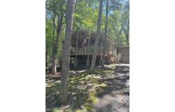 1113 Kensington Drive, East Stroudsburg, PA 18301