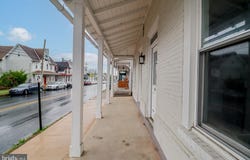 81-83 E MAIN Street, NEWMANSTOWN, PA 17073