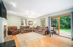 62 Chestnut Court, Chelsea, MI 48118