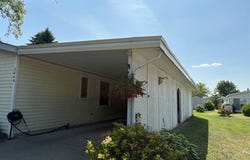 2646 Chickadee St, Rochester Hills, MI 48309