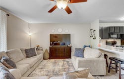 9904 HOUND CHASE Drive, GIBSONTON, FL 33534