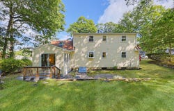21 Burt St, Attleboro, MA 02703