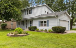 95 Gray Avenue, Waukee, IA 50263