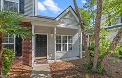 206 West Square, Bluffton, SC 29910