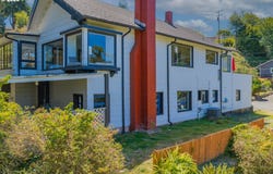 380 N 2ND Ct, CoosBay, OR 97420