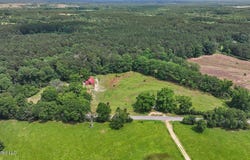 1563 Dry Creek Road, Magee, MS 39111
