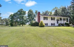 667 DIANE Drive, ETTERS, PA 17319