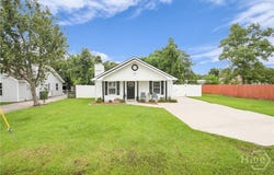1032 Varnedoe Street, Hinesville, GA 31313