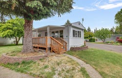 570 N 10TH AVE, Cornelius, OR 97113