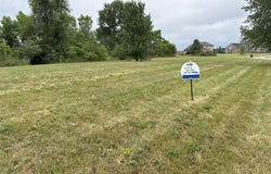 10201 Sherman Circle, Augusta Twp, MI 48191