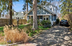 51 W 19th Street, Huntington Station, NY 11746
