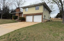 272 Vickie Lynn Lane, St Robert, MO 65584