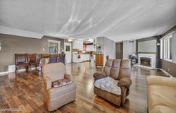 18 E Prater Way, Sparks, NV 89431