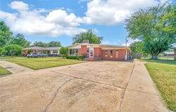 1909 N Flamingo Lane, Altus, OK 73521