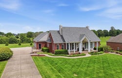 107 Fairway Drive, Hodgenville, KY 42748