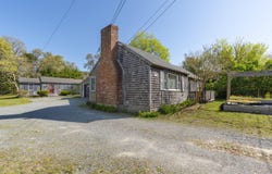 25 Crosby Lane, Chatham, MA 02633