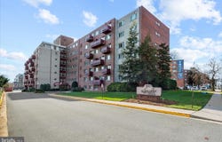 1830 COLUMBIA PIKE, ARLINGTON, VA 22204