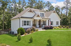 154 Spring Lake, White, GA 30184
