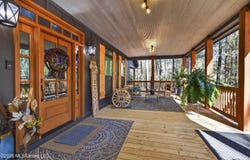 445 Live Oak Drive, Lucedale, MS 39452