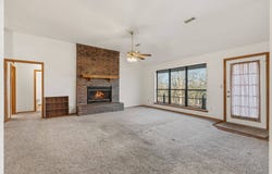 700 TIMBER RIDGE ROAD, HOWE, OK 74940