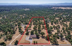 3308 Meadow Oak Drive, Cottonwood, CA 96022