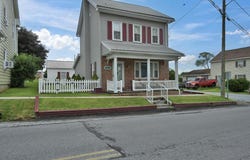 9 W MARKET STREET, MYERSTOWN, PA 17067