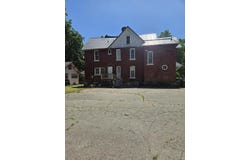 702 N Superior Street, Albion, MI 49224