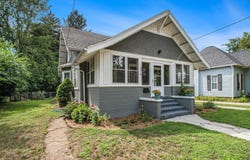 314 S Saint Joseph Avenue, Niles, MI 49120