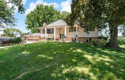 11614 Ravoux Avenue, Burnsville, MN 55337