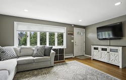28 Kenwood Ave, Worcester, MA 01605
