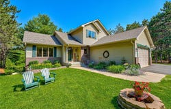845 Waldroff Farm Road, Hudson, WI 54016