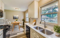 7025 Newton Avenue N, Brooklyn Center, MN 55430