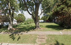Morganfield, KY 42437