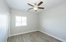 1054 Acacia Street N, Woodlake, CA 93286
