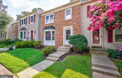 5717 EDGEWATER OAK CT, BURKE, VA 22015