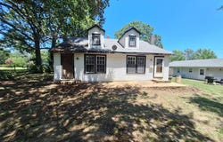 241 Cartall Street, St James, MO 65559