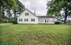 8138 Glass Road, Hayes, VA 23072
