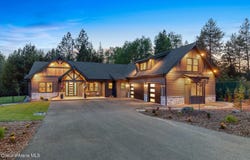 11733 N BLUE JAY LOOP, Hayden, ID 83835