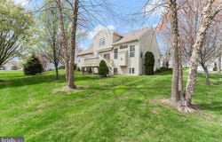 301 WHITESTONE ROAD, AVONDALE, PA 19311
