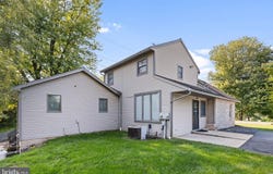 4518 NEW HOLLAND Road, MOHNTON, PA 19540