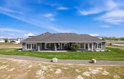 14959 Red Barn Ct, Caldwell, ID 83607