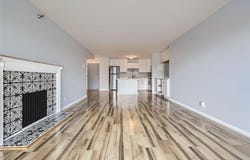 26 10th Street W, Saint Paul, MN 55102