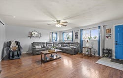 420 S Edison Pl, Kennewick, WA 99336