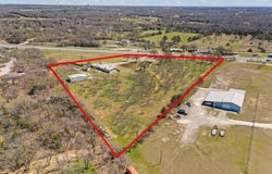 1641 E Henderson Street, Cleburne, TX 76031