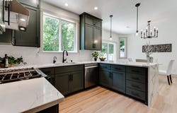 2110 LABONA DR, Eugene, OR 97404